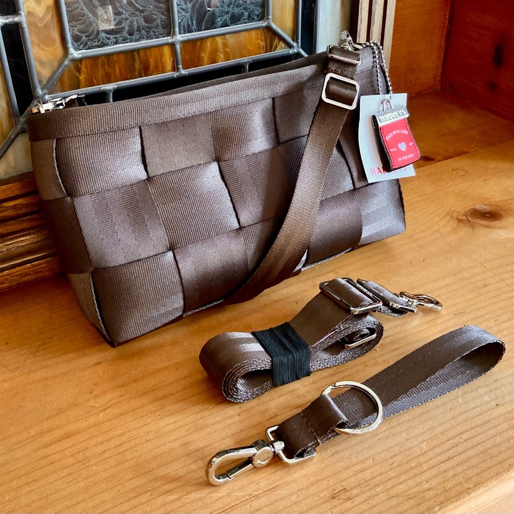 New out of PKG Harveys Espresso Convertible Clutch. 🤎